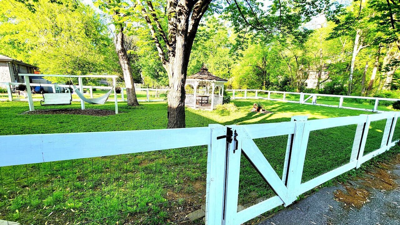 Photo of Outdoor in Locustwood