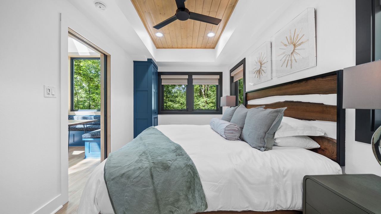 Photo of Bedroom in Hot Springs