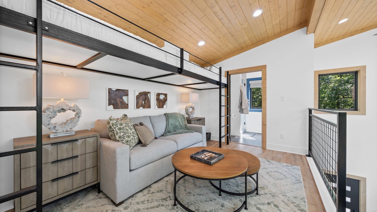 Photo of Livingroom in Hot Springs