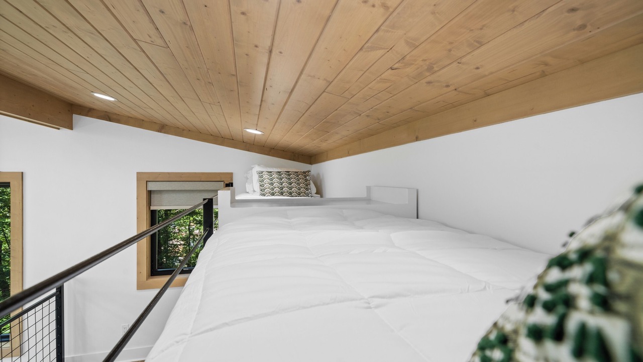 Photo of Bedroom in Hot Springs
