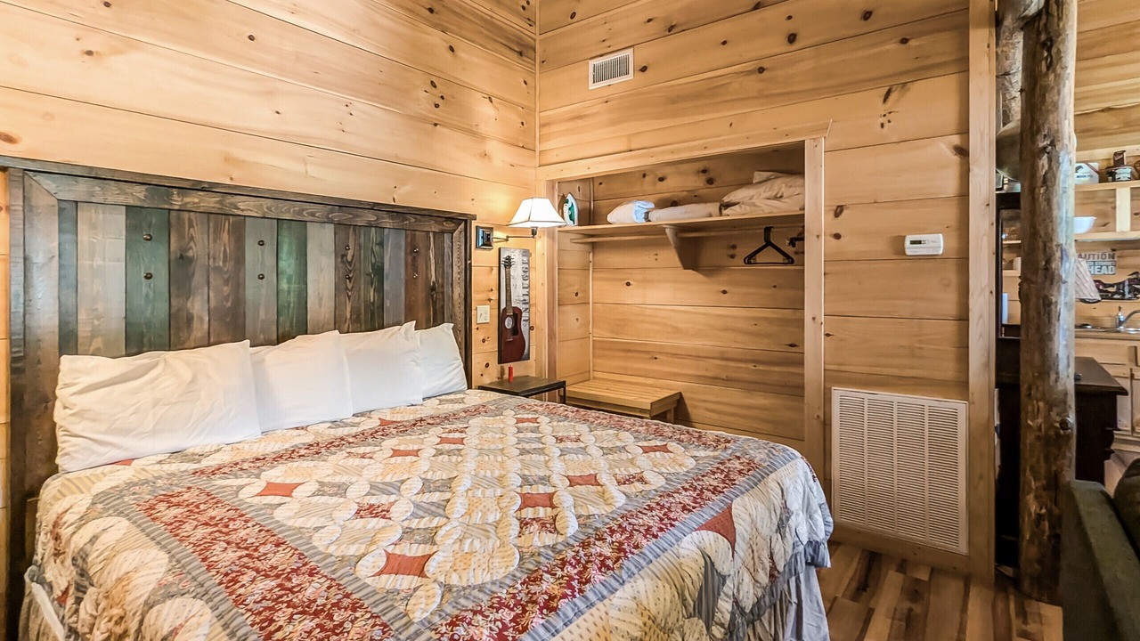Photo of Bedroom in Mountain View