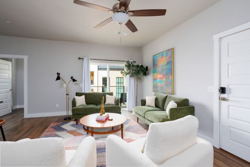 Photo of Livingroom in Central Oklahoma City