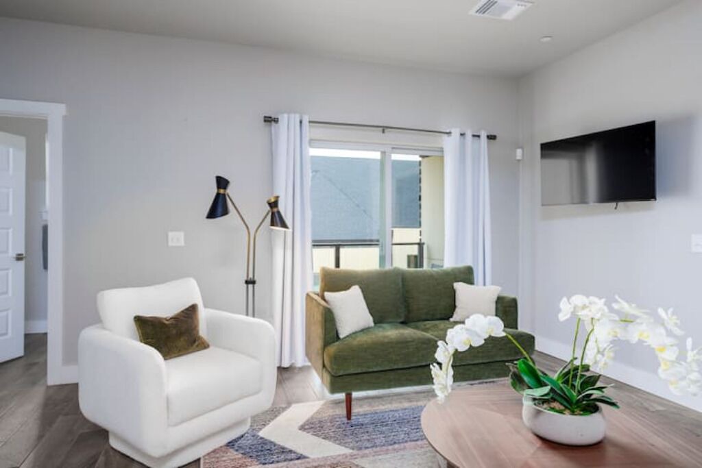 Photo of Livingroom in Asian District