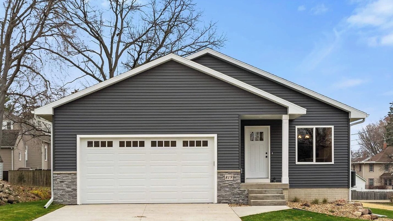 Photo of Outdoor in Cedar Falls