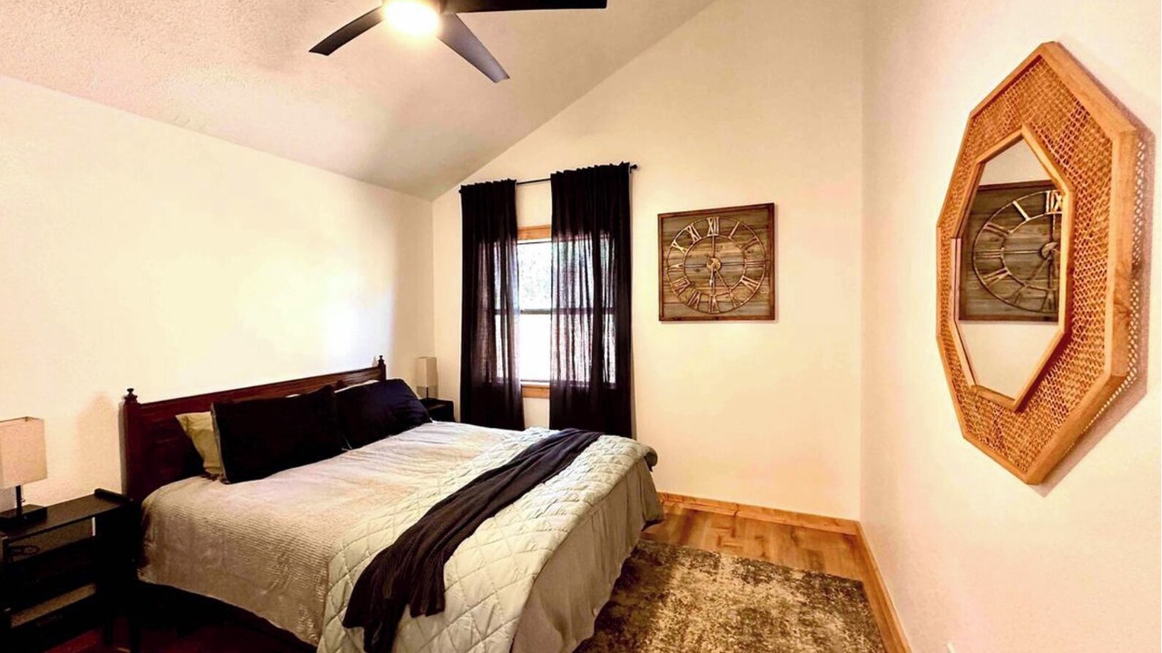 Photo of Bedroom in Harrison