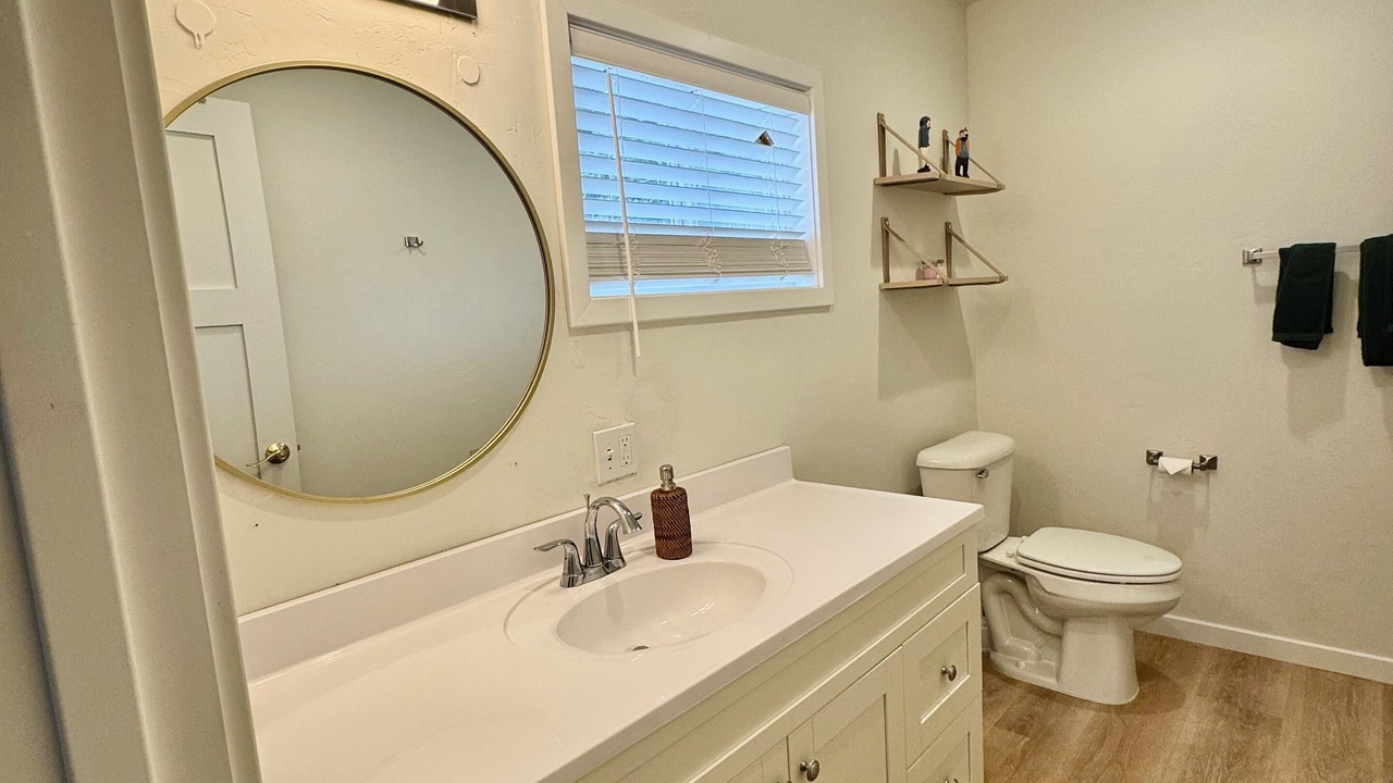 Photo of Bathroom in King