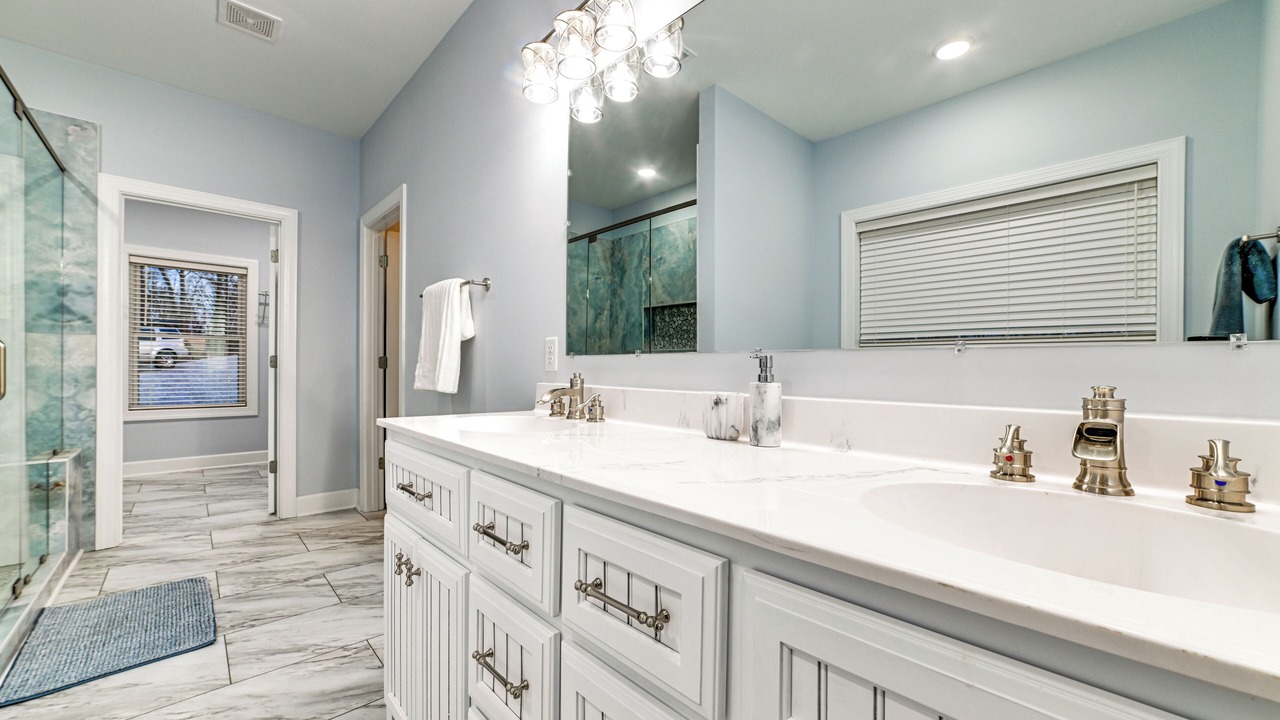 Photo of Bathroom in Waverly