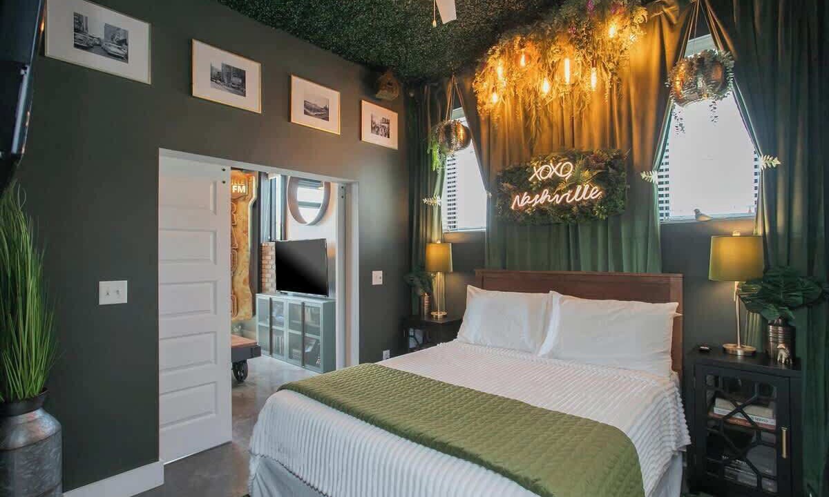 Photo of Bedroom in The Nations