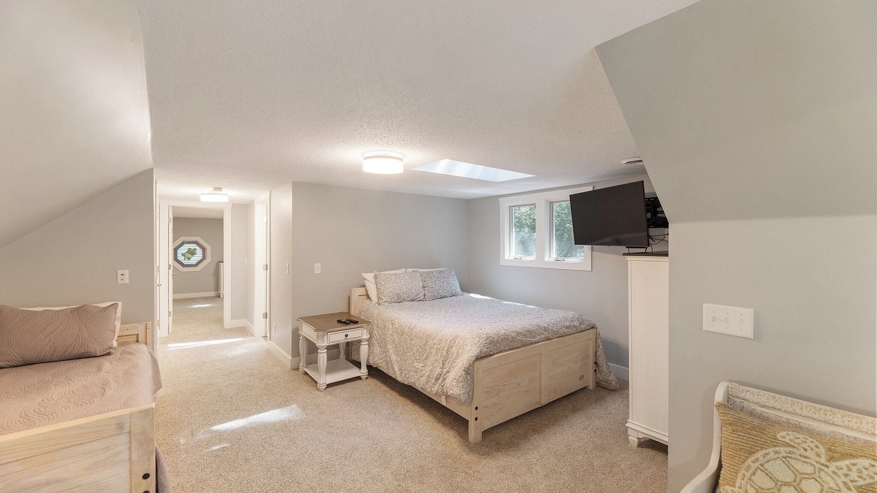 Photo of Bedroom in Grand Rivers