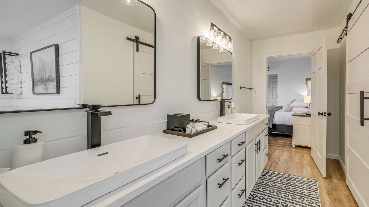 Photo of Bathroom in Oak Grove