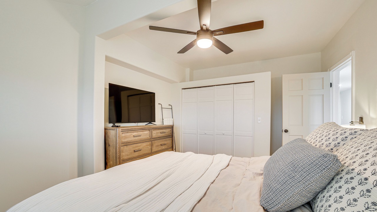 Photo of Bedroom in Oak Grove