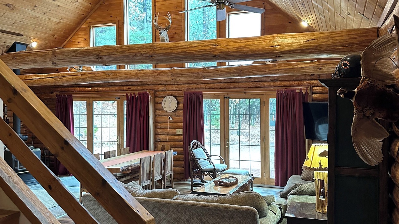 Photo of Livingroom in Adams