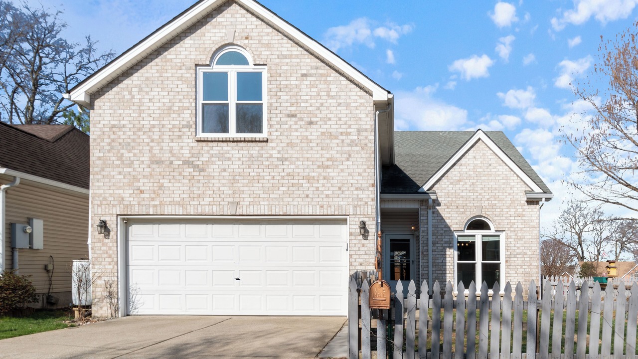 Photo of Outdoor in Hurwood Heights