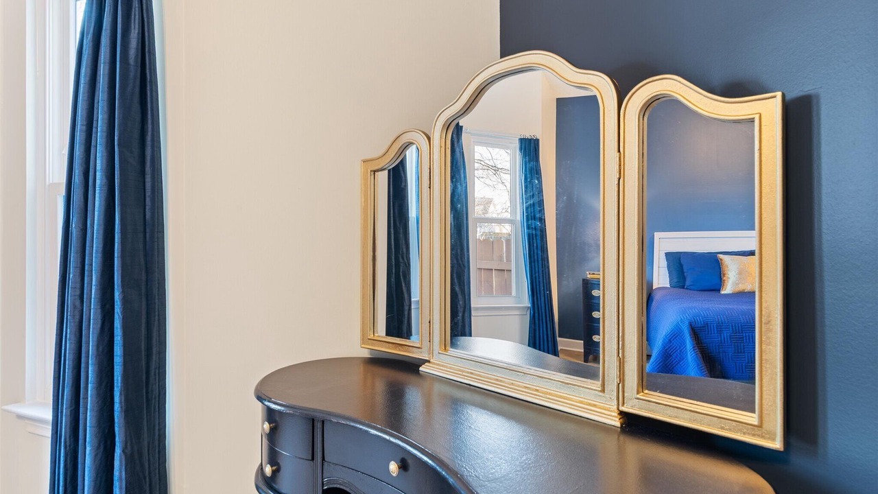 Photo of Bedroom in Hurwood Heights