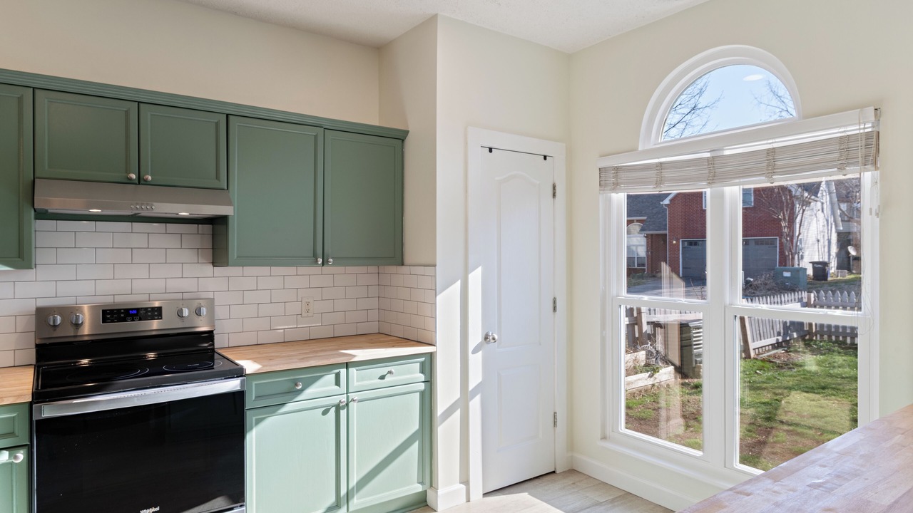 Photo of Kitchen in Hurwood Heights