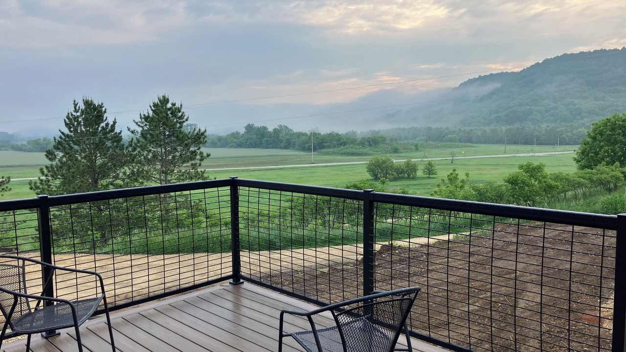 Photo of Patio Balcony in Viola