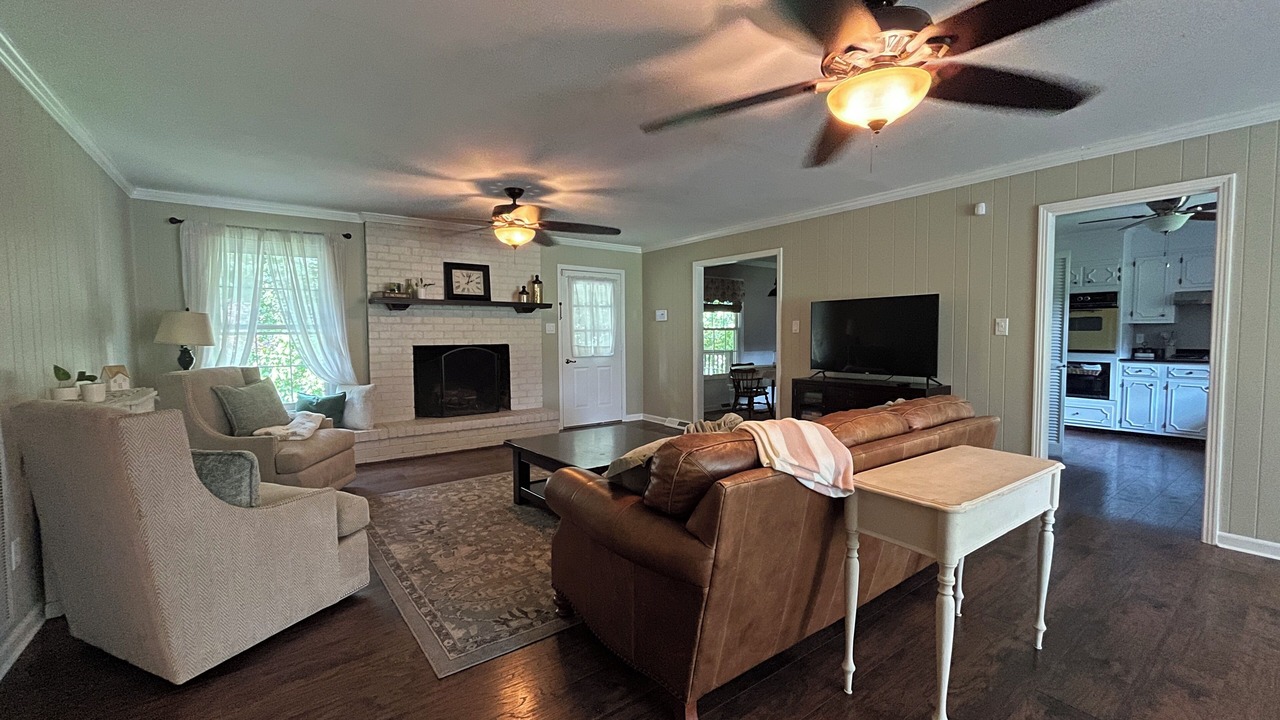 Photo of Livingroom in Columbia