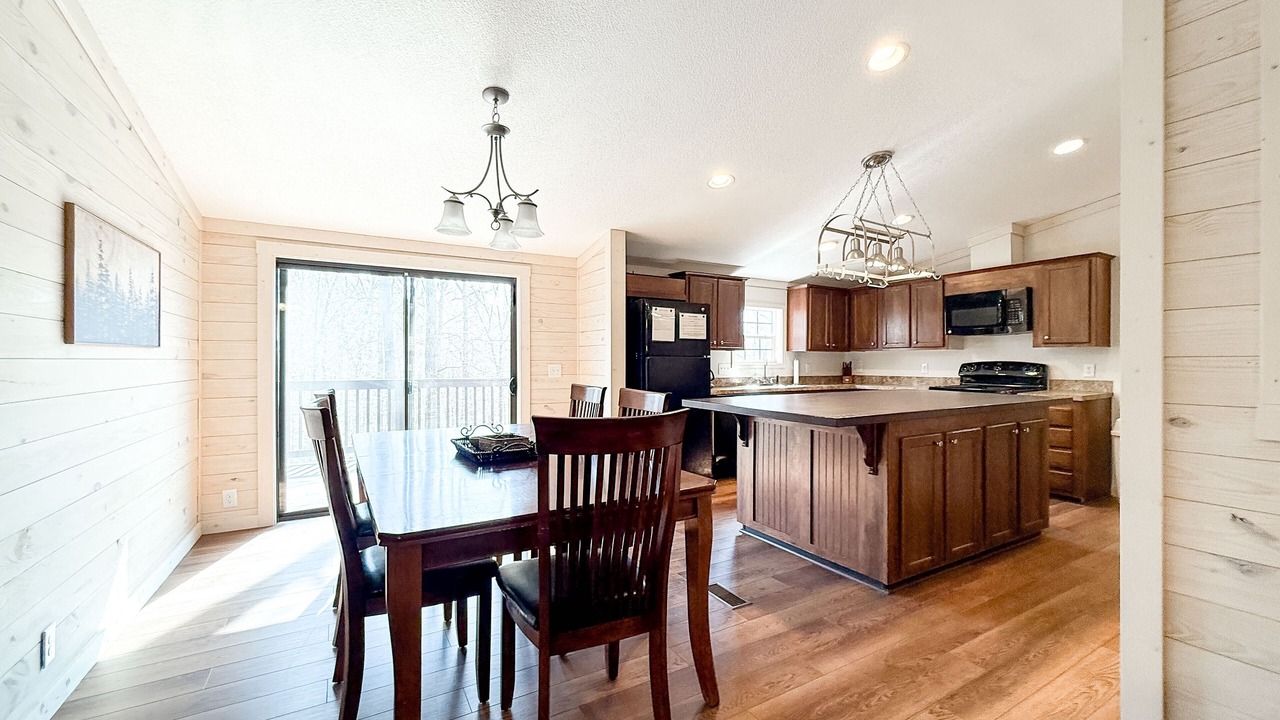 Photo of Livingroom in Cobden