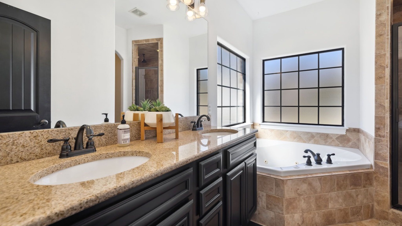 Photo of Bathroom in Garfield
