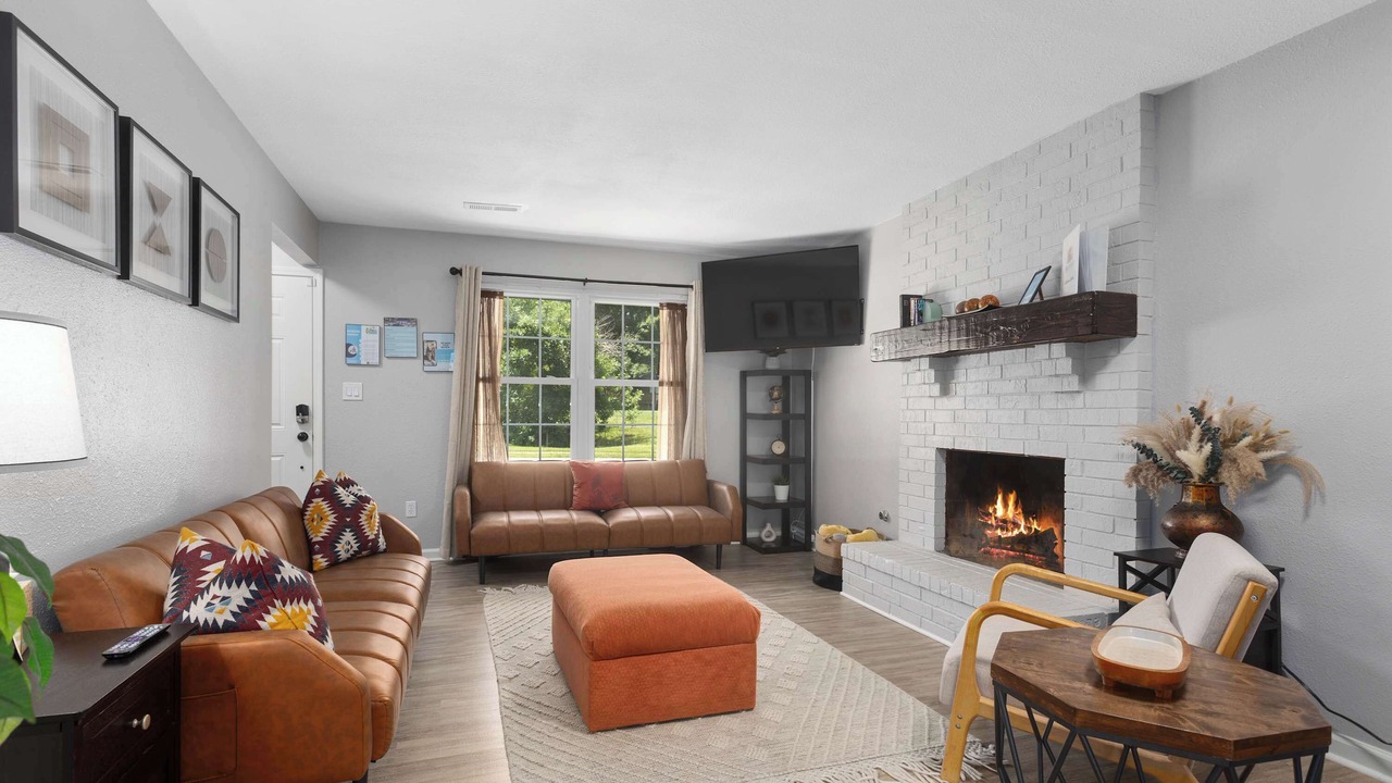 Photo of Livingroom in Blue Springs