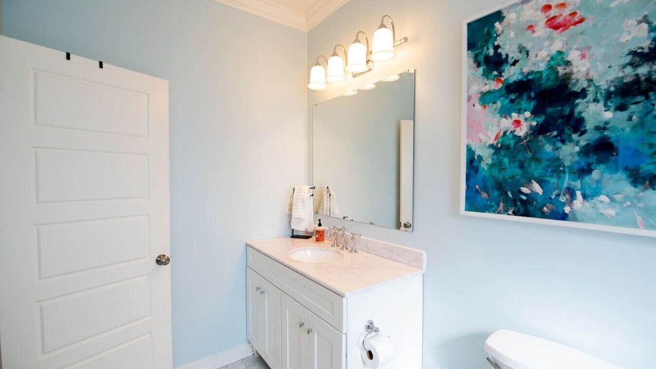 Photo of Bathroom in Capital View