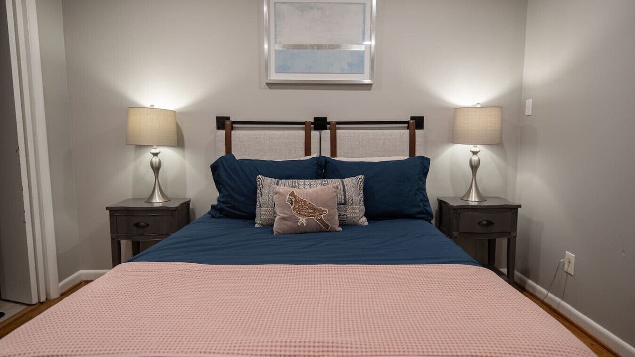 Photo of Bedroom in Midtown