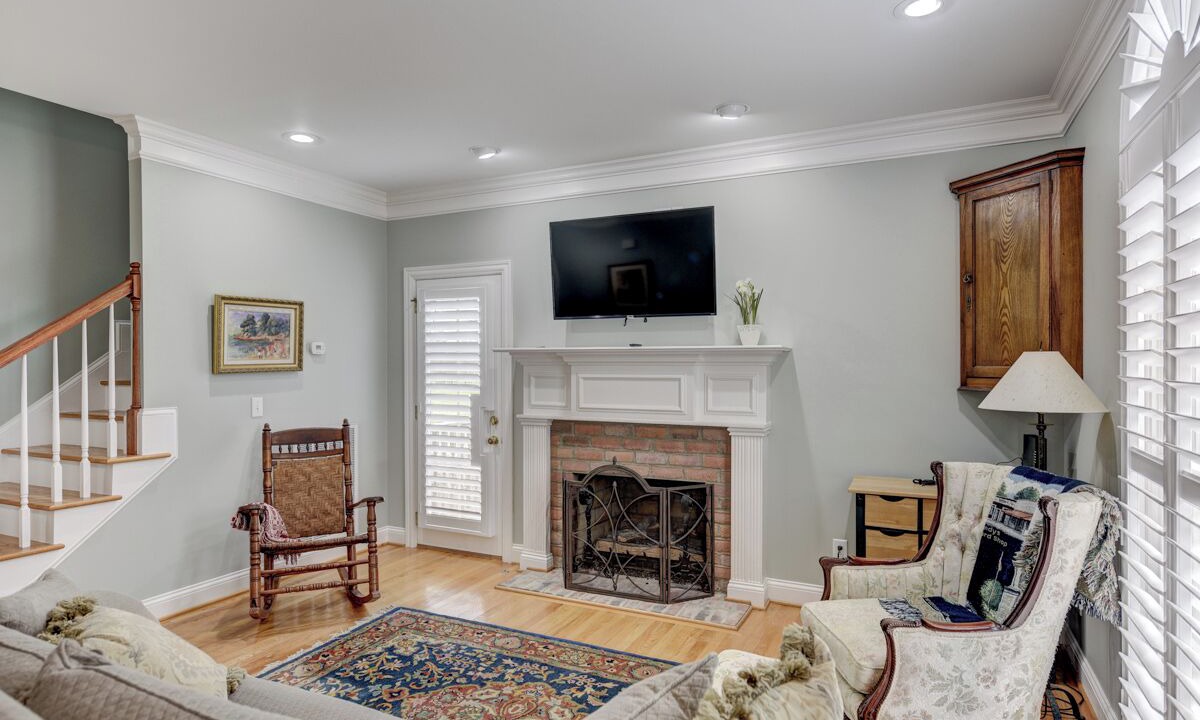 Photo of Livingroom in Gallatin