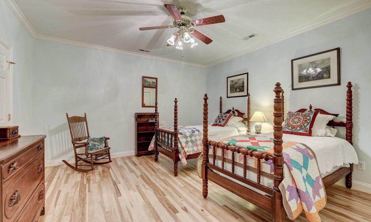 Photo of Bedroom in Gallatin