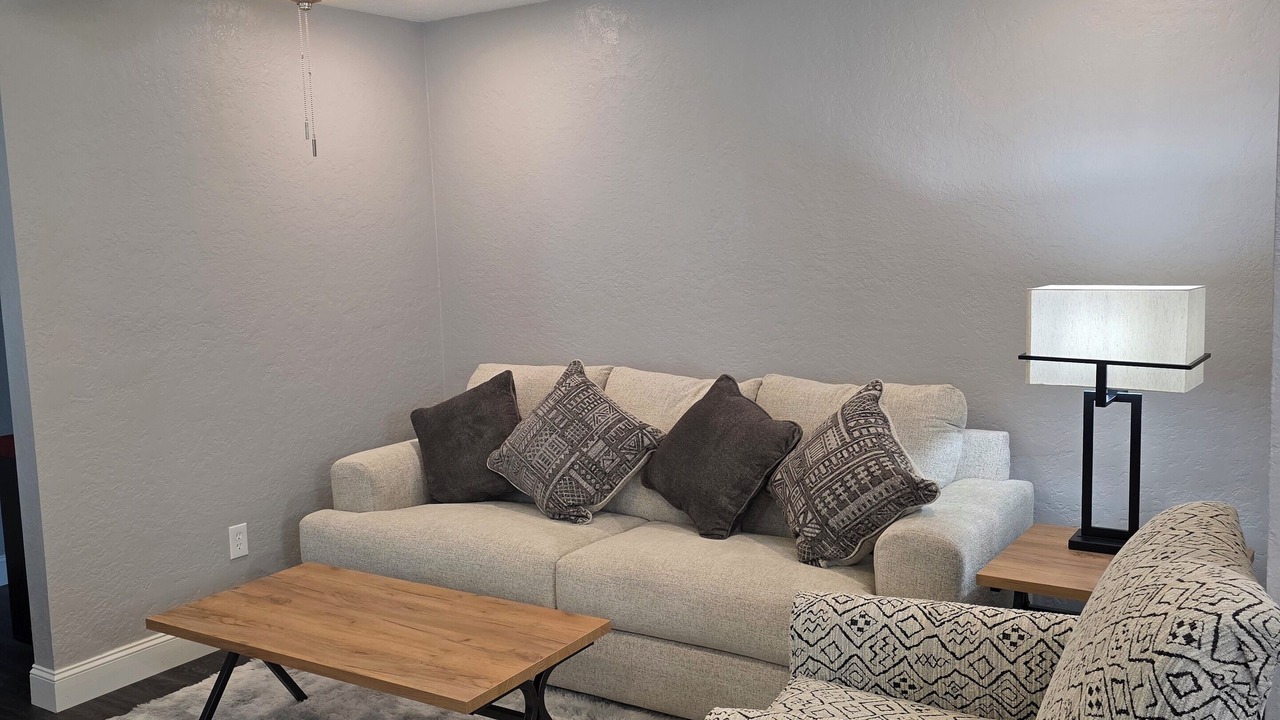 Photo of Livingroom in Lawton