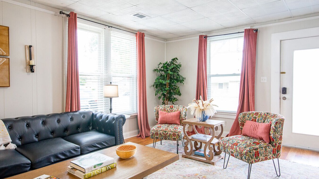 Photo of Livingroom in Capitol Hill