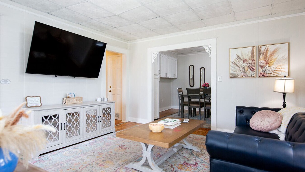 Photo of Livingroom in Capitol Hill