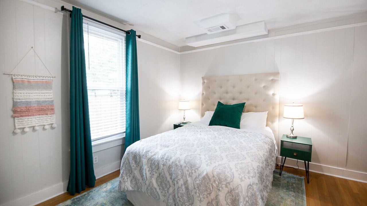 Photo of Bedroom in Capitol Hill