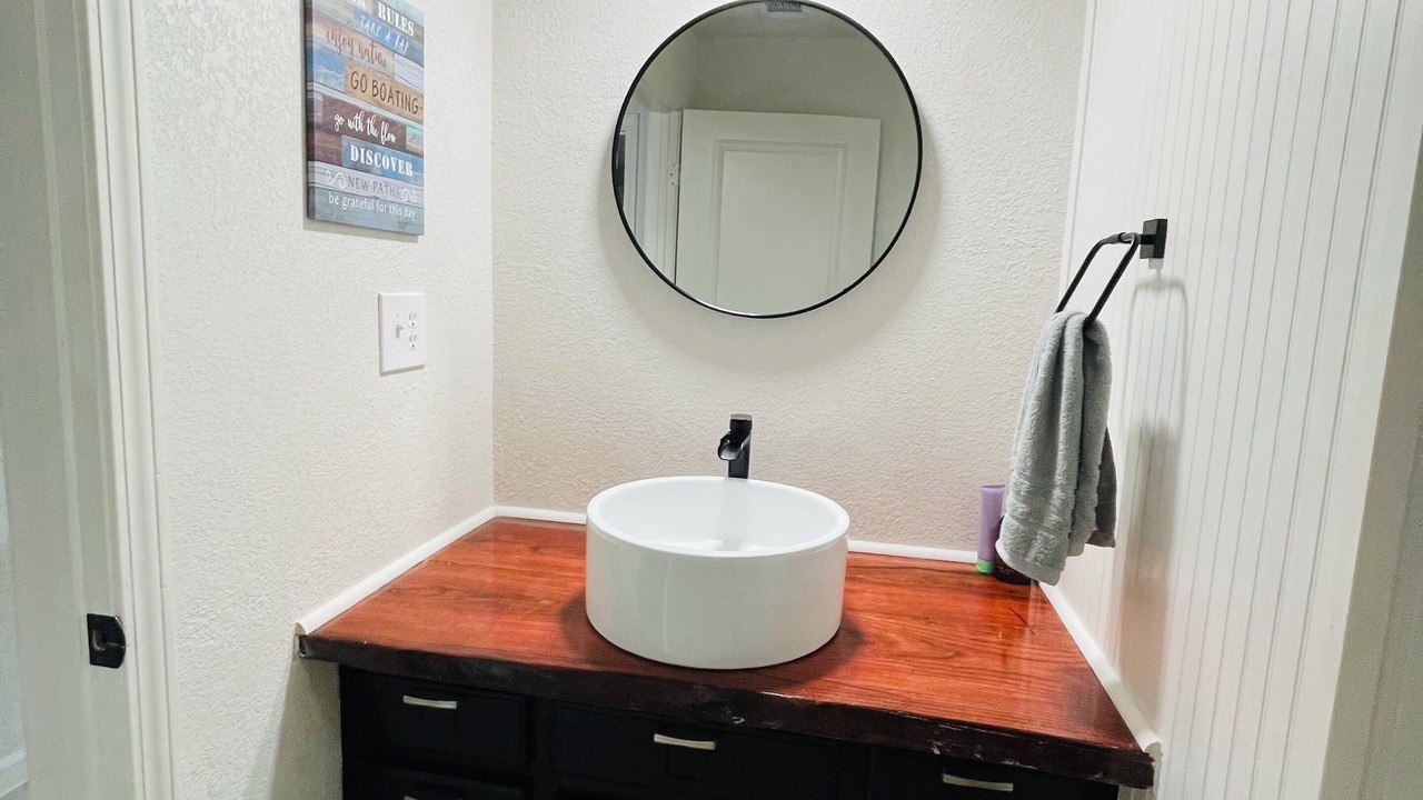 Photo of Bathroom in Maurepas