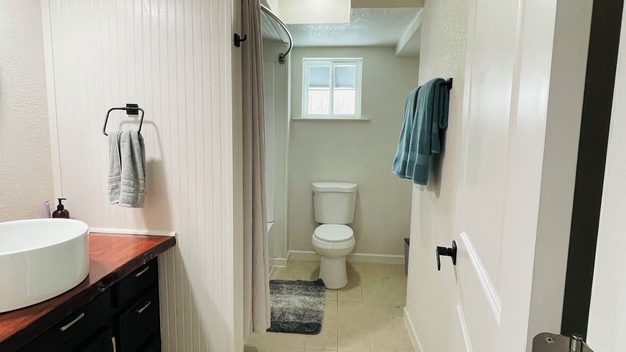 Photo of Bathroom in Maurepas
