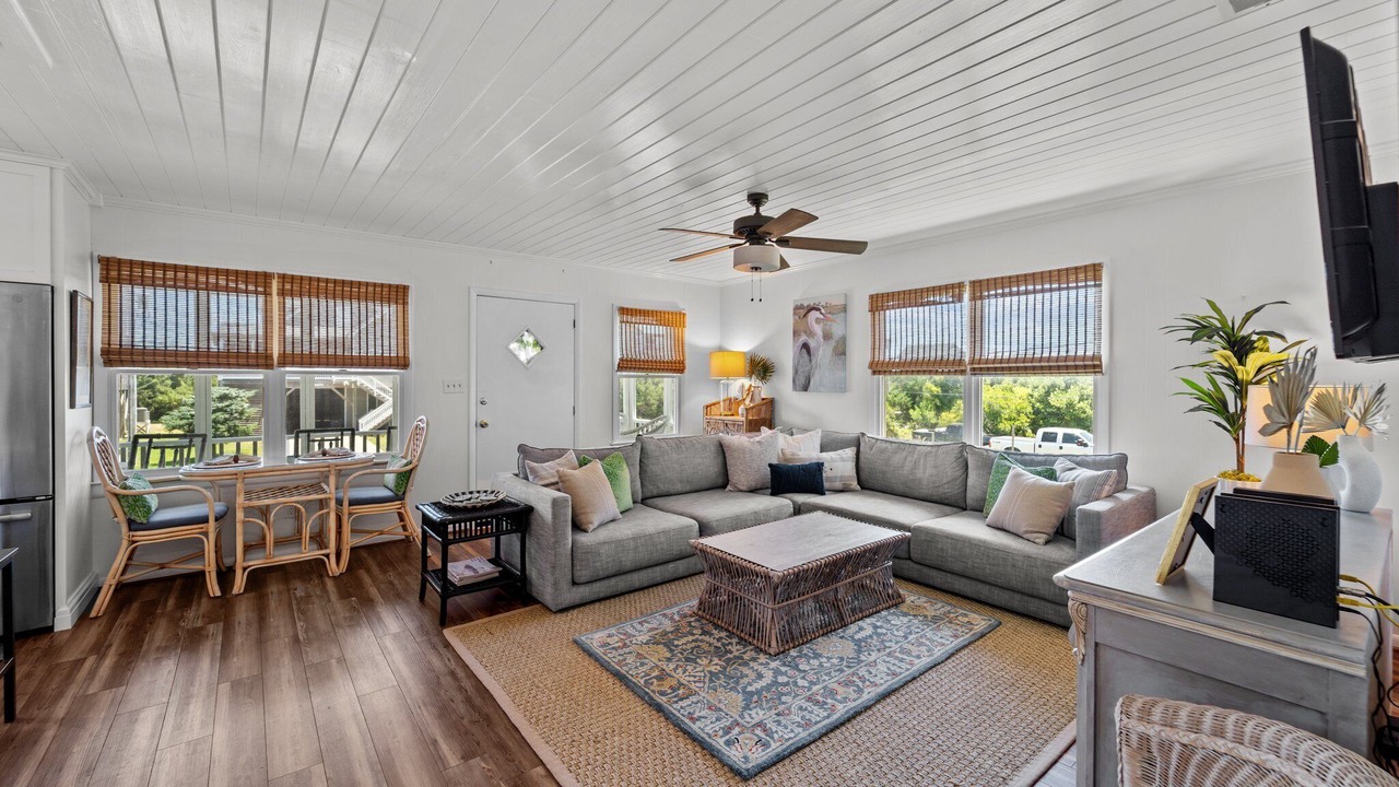 Photo of Livingroom in Hatteras