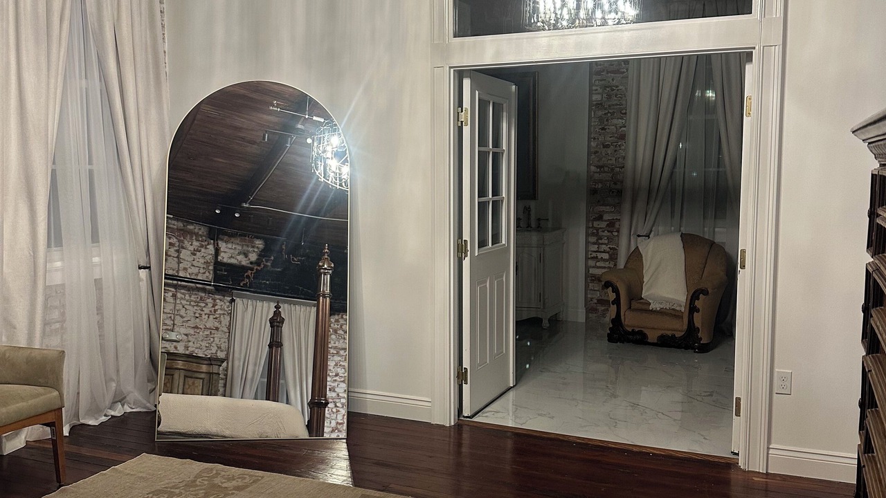 Photo of Bedroom in Sunshine