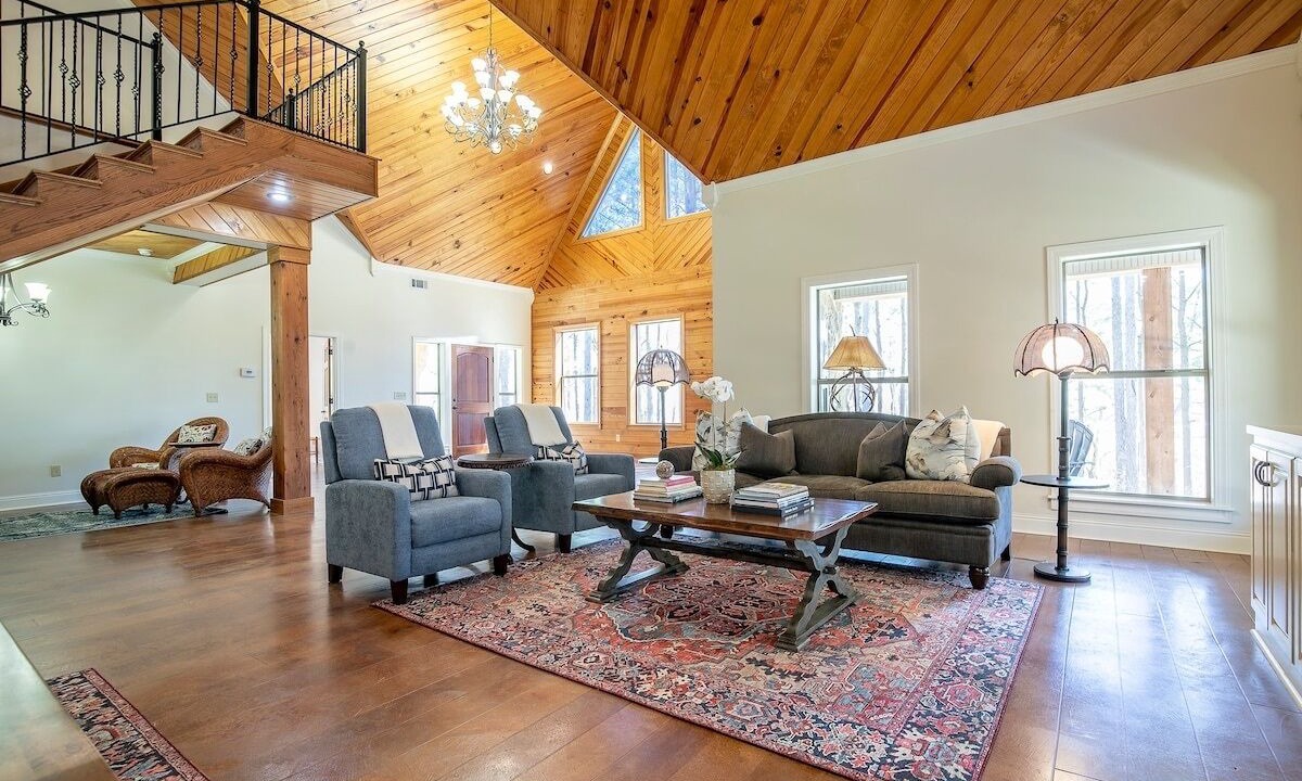 Photo of Livingroom in Lafayette County