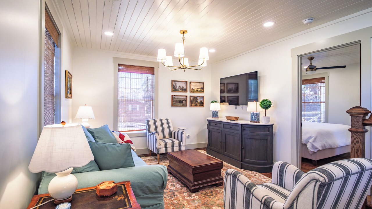 Photo of Bedroom in Maryville