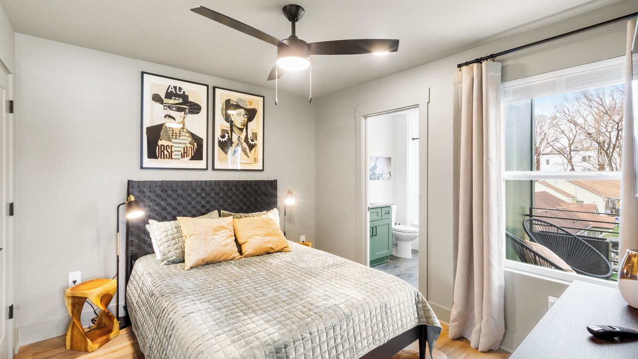 Photo of Bedroom in Inglewood