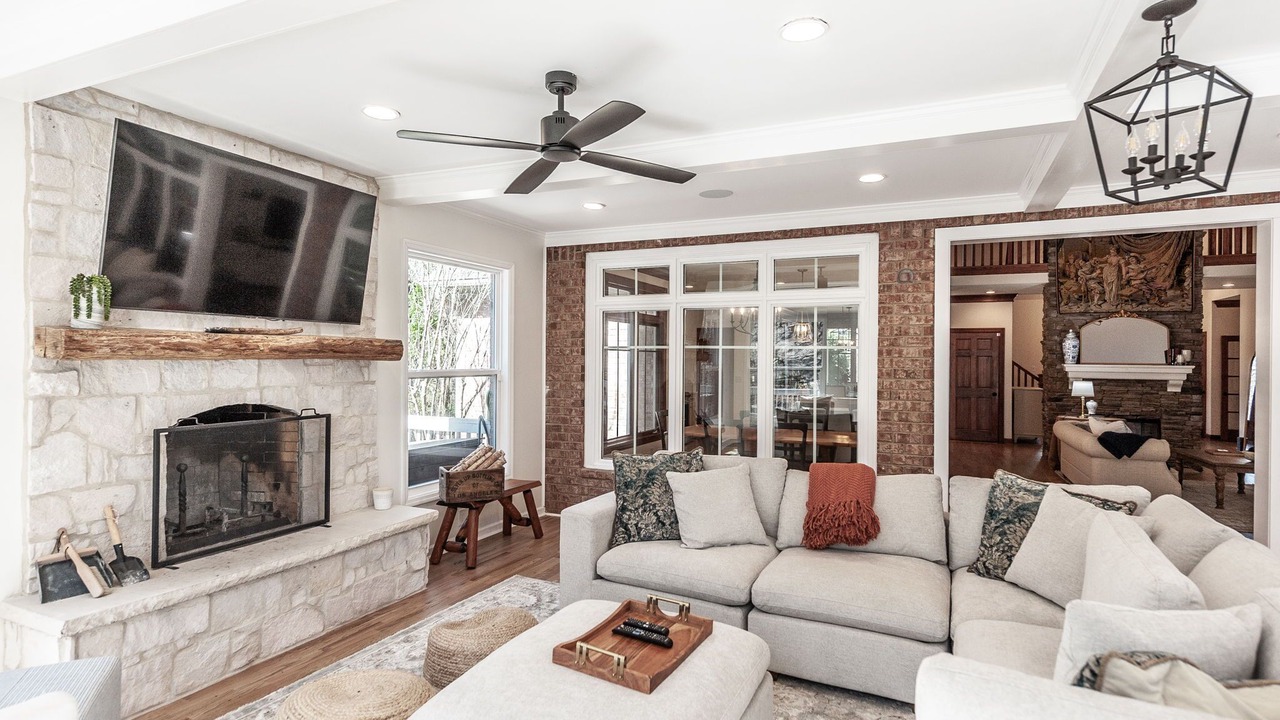 Photo of Livingroom in Hendersonville