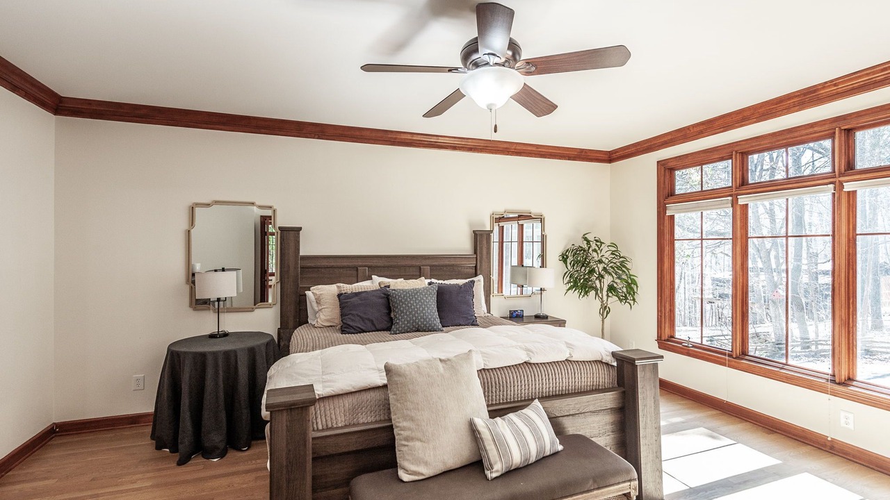 Photo of Bedroom in Hendersonville