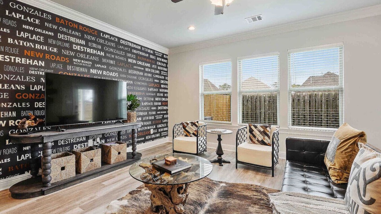 Photo of Livingroom in Highlands - Perkins