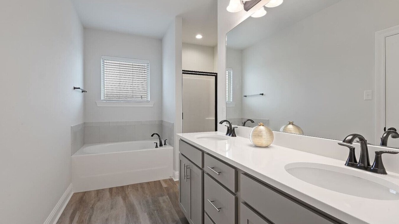 Photo of Bathroom in Highlands - Perkins
