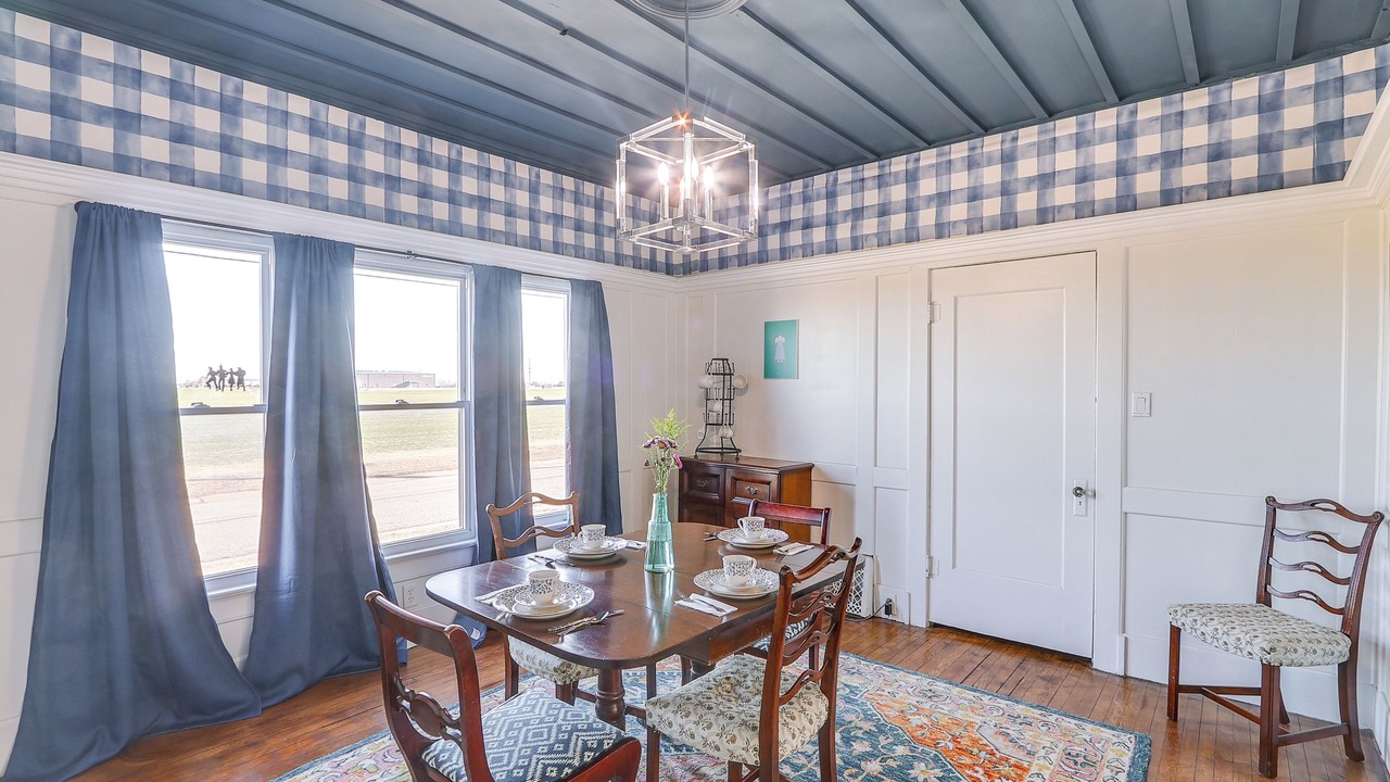 Photo of Bedroom in Hillsboro