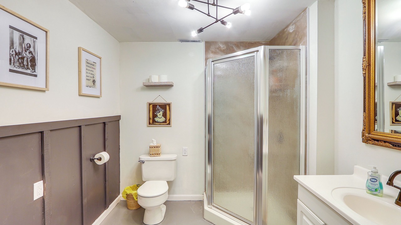 Photo of Bathroom in Hillsboro