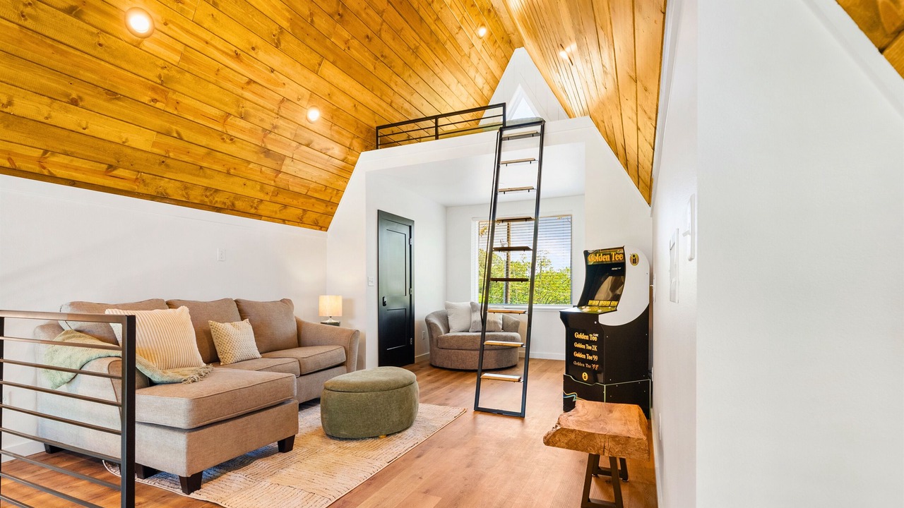 Photo of Bedroom in Mid America