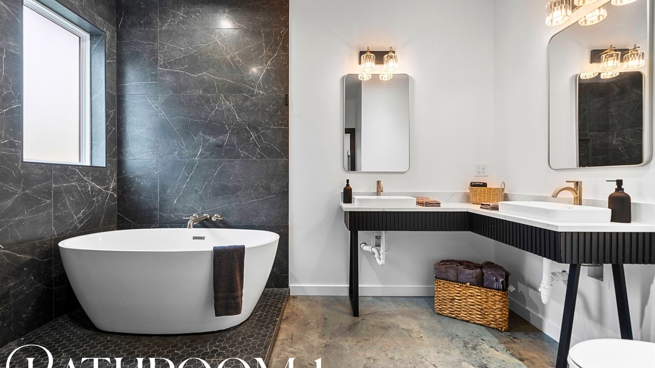 Photo of Bathroom in Mid America