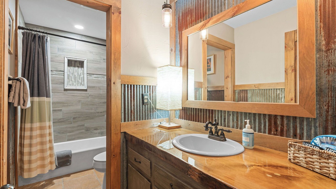 Photo of Bathroom in Branson