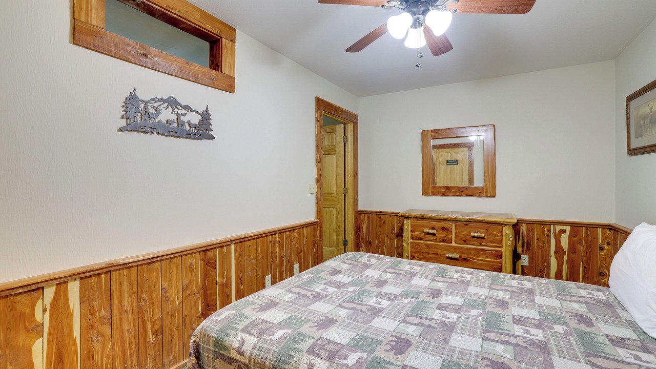 Photo of Bedroom in Sylvan Shores
