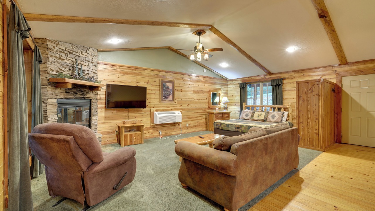 Photo of Bedroom in Sylvan Shores